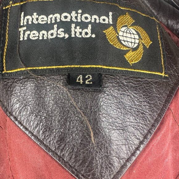 Brown Leather Vintage Bomber - Picture 11 of 11